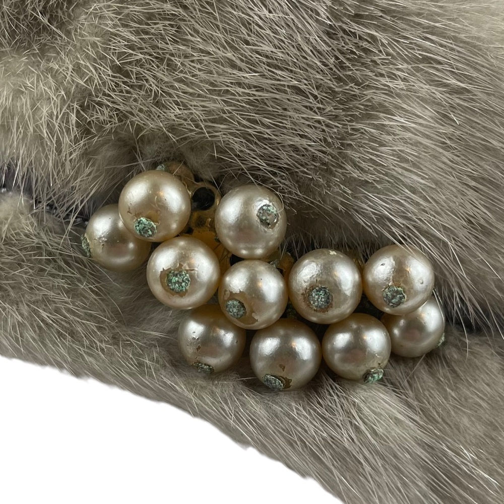 Janette Colombier Paris 1940s Union Made Imported Fur Winter Hat Pearl Accent OS - Picture 16 of 16